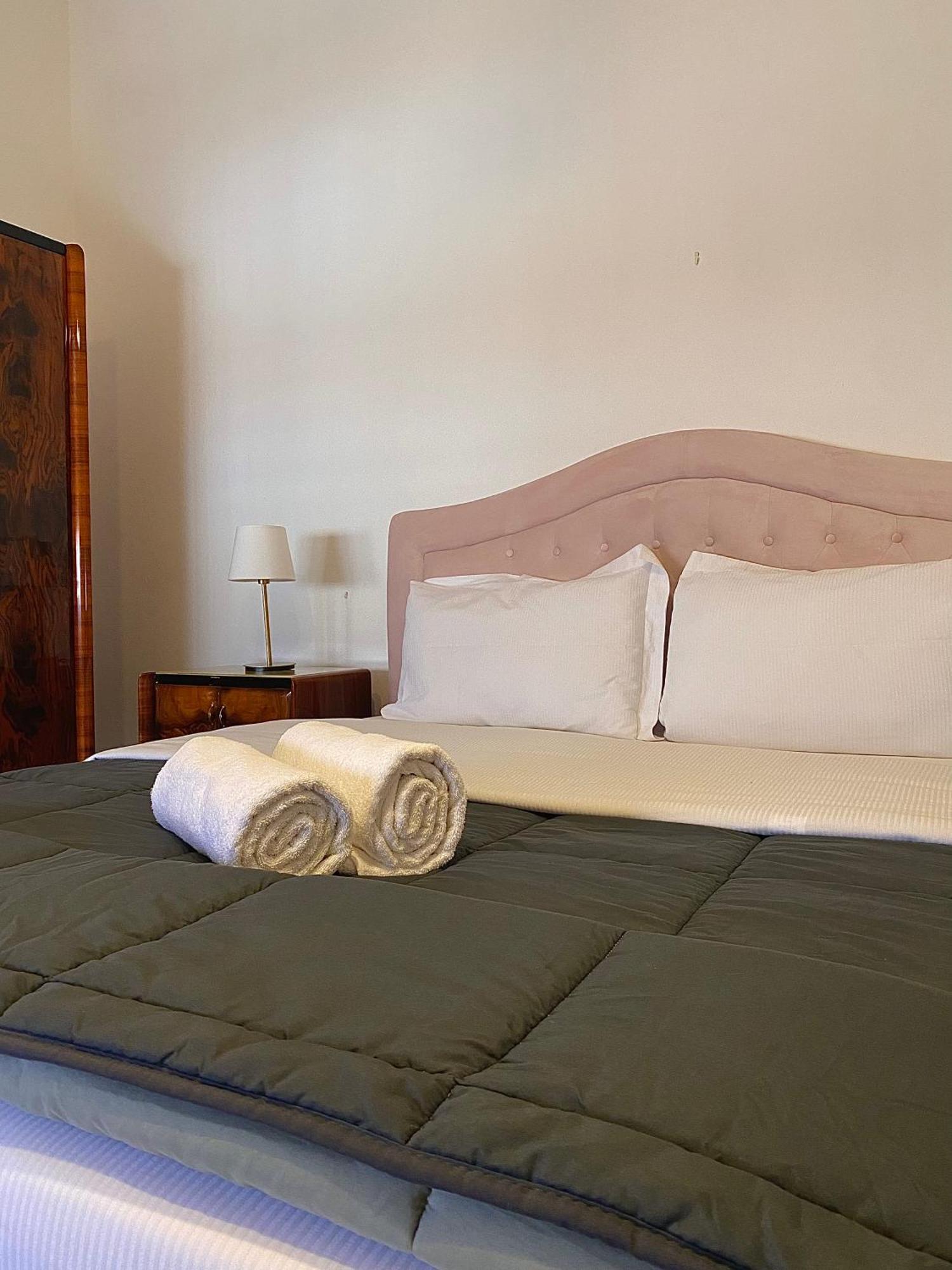 צ'רנוביו Casa Sara Como Lake Parcheggio Interno Privato מראה חיצוני תמונה